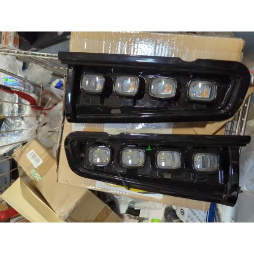 BINQIGOO LED Front Bumper Fog Light Daytime Running Lamp White/Amber Dynamic Sequential Flash Turn Signal Light DRL Compatible with Ford Bronco 2021-2023（Not for Sport/Plastic Bumper）