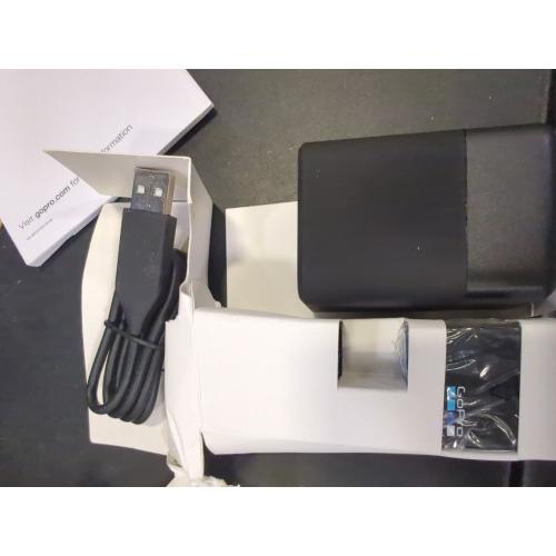 GoPro Dual Battery Charger   Battery (HERO8 Black/HERO7 Black/HERO6 BLACK)