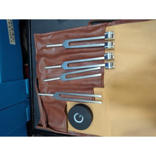 Tuning Forks for Healing(128Hz, 136.1Hz, 256Hz, 384Hz),Weighted & Unweighted Tuning Forks Set with Vegan Leather Pouch &Activator, For Chakra/Sound Therapy/Yoga/Meditation