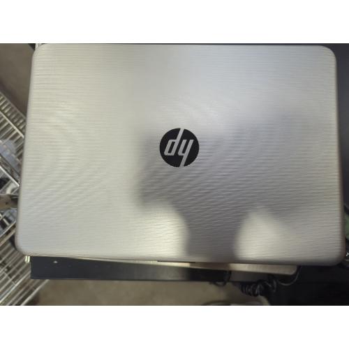 HP Notebook - 14-an013nr With Charger