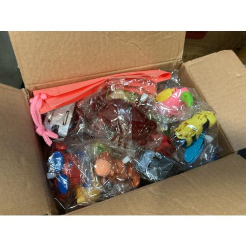 Wind Up Toy,28 Pack Assorted Clockwork Toy Set, Wind Up Animal Party Favors Toy Great Gift for Boys Girls Kids Toddlers(Contents and Color May Vary)