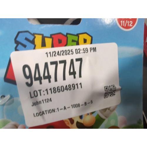 Size M11/12 Color red and green Nintendo Boys Mario and Luigi slippers