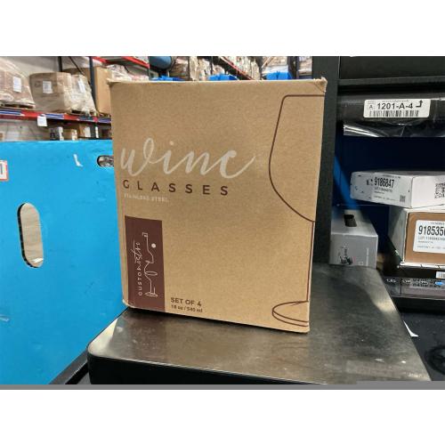 Gusto Nostro Stainless Steel Wine Glass - 18 oz - Unbreakable Black Wine Glasses for Travel, Camping and Pool - Fancy, Unique and Cool Portable Metal Wine Glass for Outdoor Events, Picnics (Set of 4)