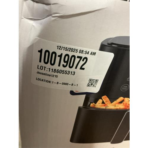 Chefman Air Fryer – 4 QT Compact Airfryer for Quick & Easy Meals in Minutes, Features Hi-Fry Technology for Extra Crisp, Touchscreen Controls with 4 Presets, Nonstick & Dishwasher Safe Basket - Black