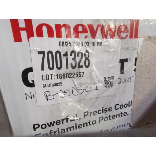 Honeywell 40 in. H X 10 in. D 5 speed Oscillating Whole Room Fan Remote Control