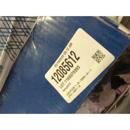 Insignia™ - Portable Ice Maker with Auto Shut-Off - White