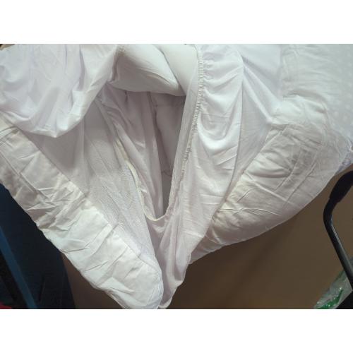 Size full twin Color White Soft bed topper