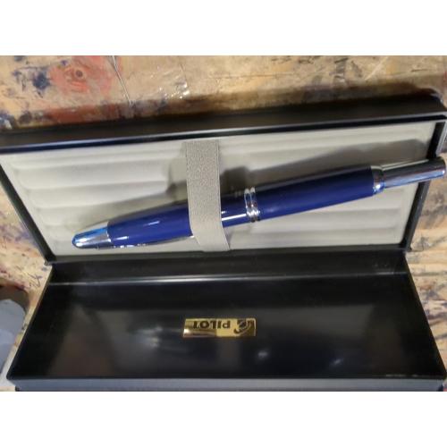 PILOT Capless (special alloy nib) / Dark Blue [nib: Medium]