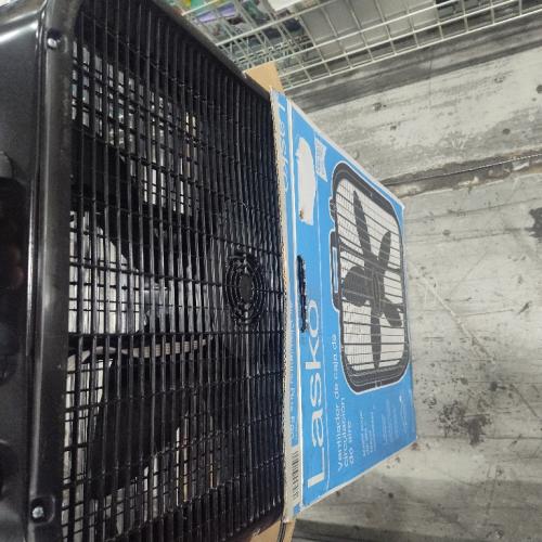 Lasko 21-3/4 in. H X 20 in. D 3 speed Box Fan