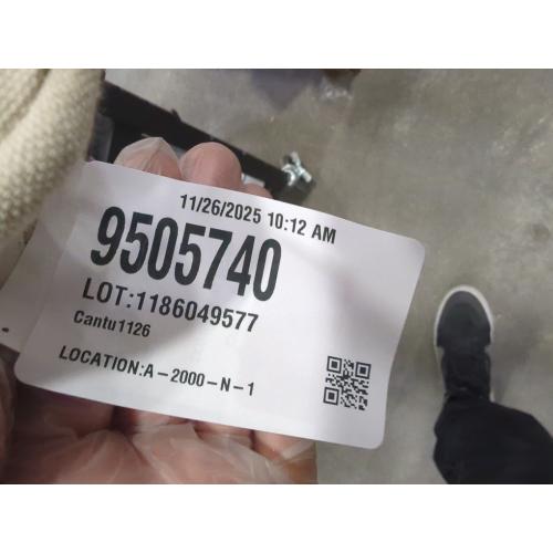 Ellen DeGeneres Loloi Beige Animal Pattern Pillow