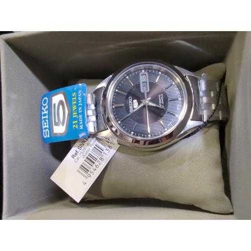 Seiko 5 Black Dial Stainless Steel Men's Watch SNKL23J1