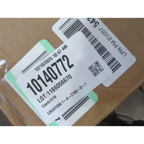 Champion Sports Rhino Slam Ball, 4-30 lb. Non-Slip Grip, Weightlifting, Crossfit, Home Gym, Fitness, 14 Diameter Balls, Optional Storage Rack/Tree Sold Separately