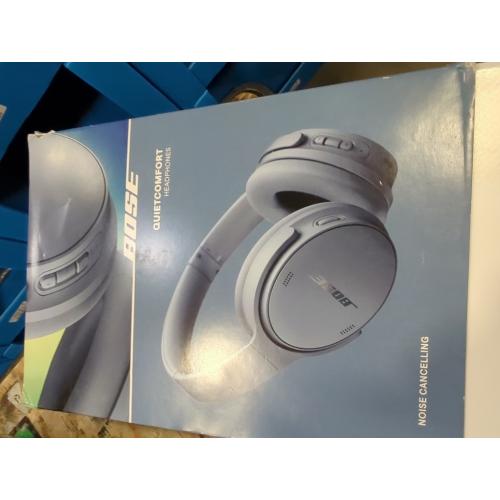 Bose QuietComfort Wireless Noise Cancelling Over-Ear Headphones - Moonstone Blue