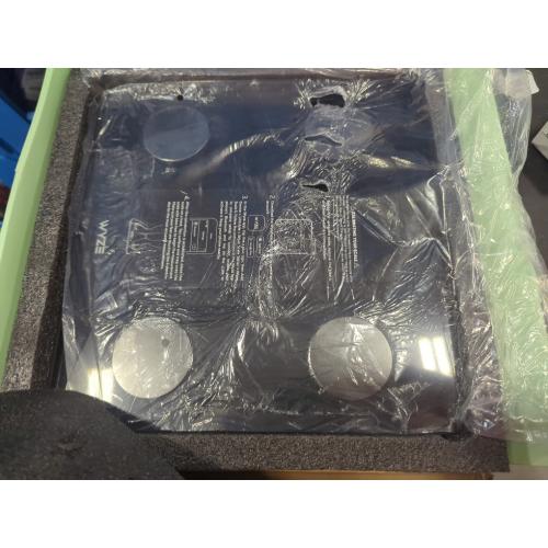 Color Black Wyze Scale S, Scale for Body Weight, Digital Bathroom Scale for Body Fat, BMI, Muscle, and Heart Rate, Body Composition Analyzer with App, Batteries Included, Bluetooth, 400 lb, Black