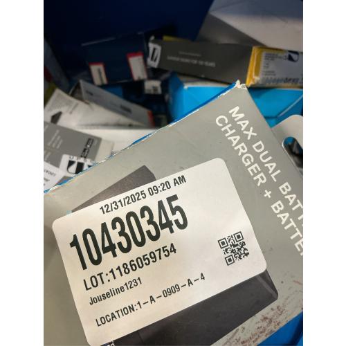 GoPro Dual Battery Charger   Enduro Battery (MAX) - Official GoPro Accessory