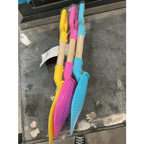 16 Jumbo Beach Sand Shovels Toys for Kids, Pink Gardening Tool Kits, Sturdy Long Wooden Spade for Sand Snow Digging, ABS Plastic Scoops Gift for Summer Winter Camping Backyard Planting (3PCS)