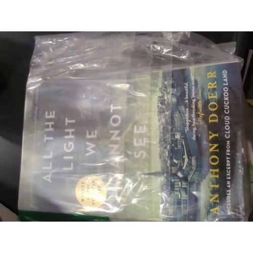 All the Light We Cannot See (Pulitzer Prize Winner) by Anthony Doerr