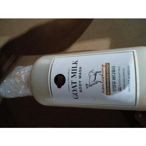 Shower Mate Goat Milk Body Wash Nourishing, 800 mL / 27.05 fl. oz. (Manuka honey)