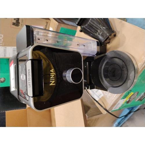 Ninja Hot and Iced Coffee Maker, Single Serve Coffee Maker and Drip Coffee Machine, DualBrew Pro Specialty 12-Cup with K-Cup Combo, Includes Permanent Filter, CFP307