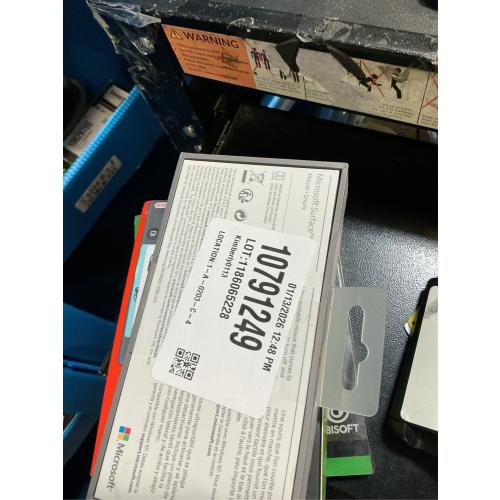 Microsoft Surface Arc Touch Mouse Platinum - Wireless - Bluetooth Connectivity - Ultra-slim & lightweight - Innovative full scroll plane