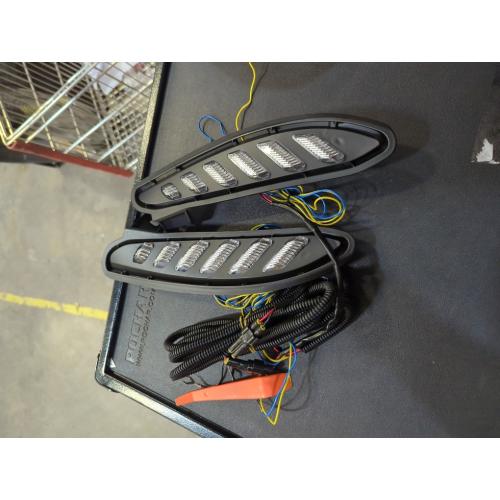 2Pcs/Pair Car DRL Daytime Running Driving Light W/Turn Signal Indicator Lamp, for Toyota Venza Harrier 2021 2022