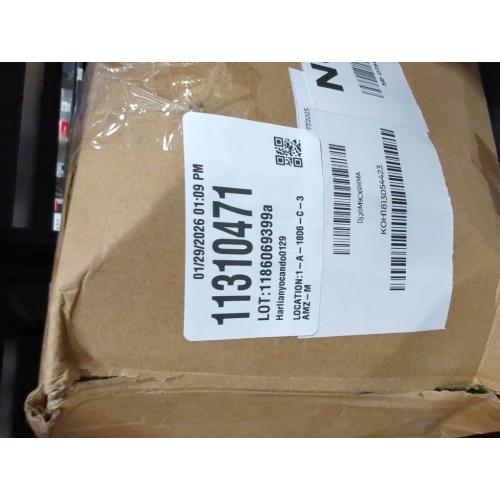 Nerosun 9FT Christmas Garland with 50LED Lights, 2 Pack Battery Operated Prelit Garland Christmas Decorations Timer 8 Mode, Artificial Outdoor Christmas Garland Greenery Pinecone for Indoor Decor