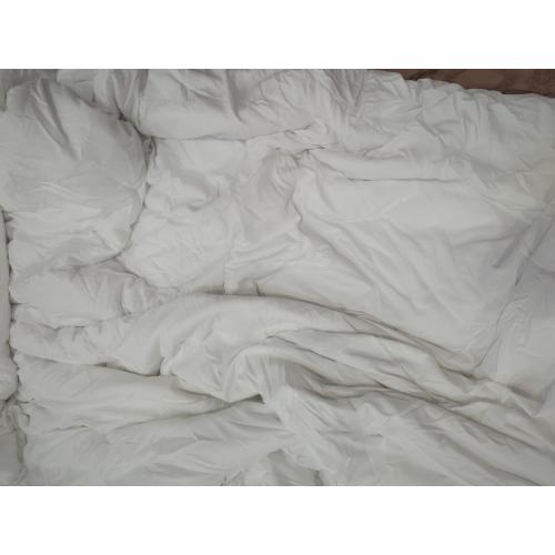 Size 120x98 Color White Soft blanket comforter with pillow case