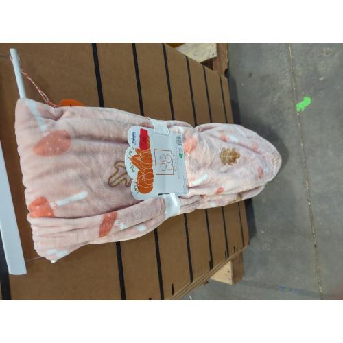 Deco Soft Plush Throw Pink Leaf and Mushroom Pattern