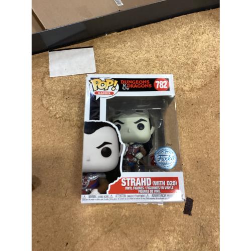POP! Dungeons & Dragons 782 - Strahd Vinyl Figure with Dice Special Edition, Cranberry