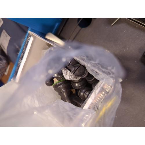 StonKraft Collector Edition Wooden Chess Pieces Chess Coins Pawns Chessmen Figurine Pieces (3.75 Black)