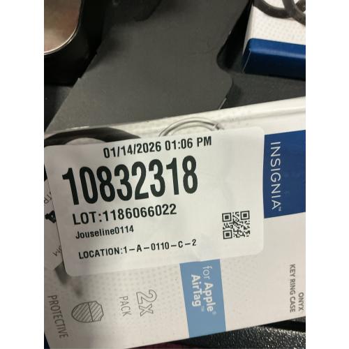 Insignia - Key Ring Case for Apple AirTag (2-Pack) - Black