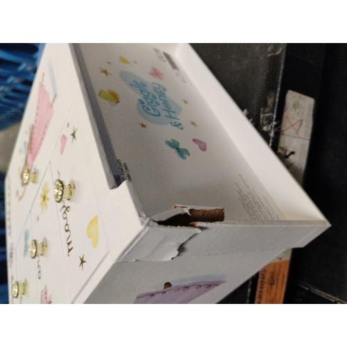 Giggle & Honey Princess Musical Jewelry Box for Girls - Kids Music Box with Drawers, Fairytale Gifts for Girls Birthday, Princess Jewelry Boxes for Ages 3-10 - 9 x 5 x 9.3 in, White