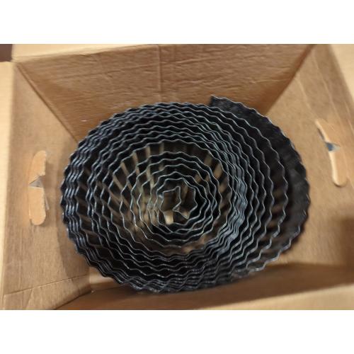 Quibbay Metal Corrugated Garden Edging,  Landscape Edging for DIY Flower Beds, Flexible Bender Border for Lawn, Garden and Yard, Sturdy Galvanized Garden Edging, Black
