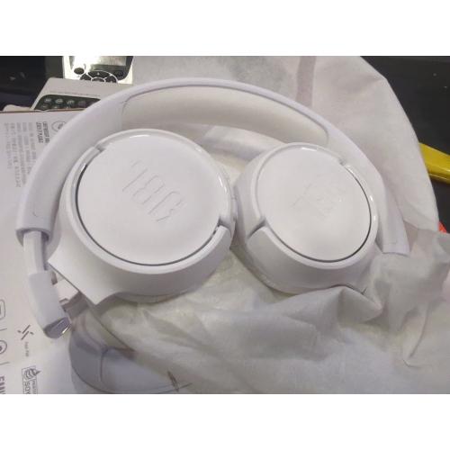 Color White JBL Tune 520BT Wireless On-Ear Headphones