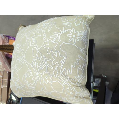 Ellen DeGeneres Loloi Beige Animal Pattern Pillow