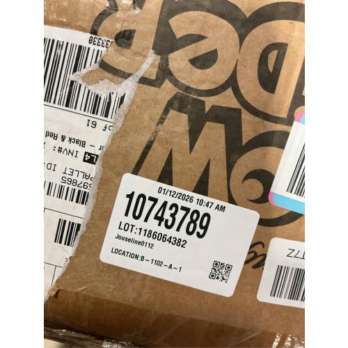 Everest Toys Ride-On Car