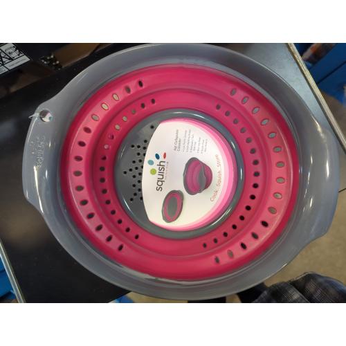 Squish 4 qt. Collapsible Colander in Pink