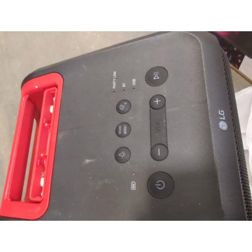 LG XBOOM XL7 Portable Tower Speaker with Pixel LED Lighting and up to 20 Hrs of Battery Life, Black