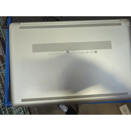 HP Notebook - 15-dw0011ds With Charger