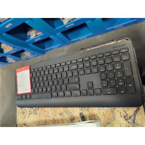 WIRELESS DESKTOP 900 USB PORT ENG