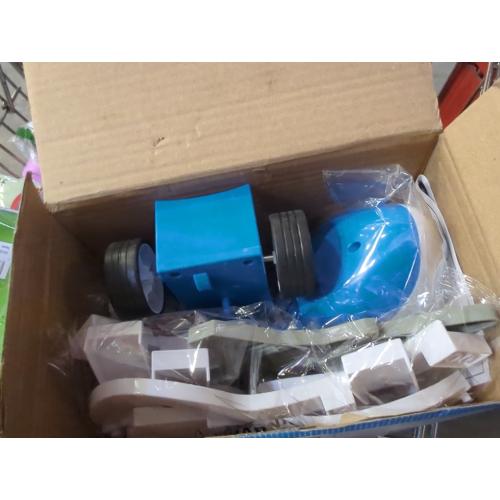 TEMI Kids Airplane Boy Toys for 3 4 5 Year Old Boys - Car Race Tracks for Kids Ages 3-5 with 8 Small Car Toys, Toddlers Educational Toy, Birthday Gifts for Boys Girls 3-5