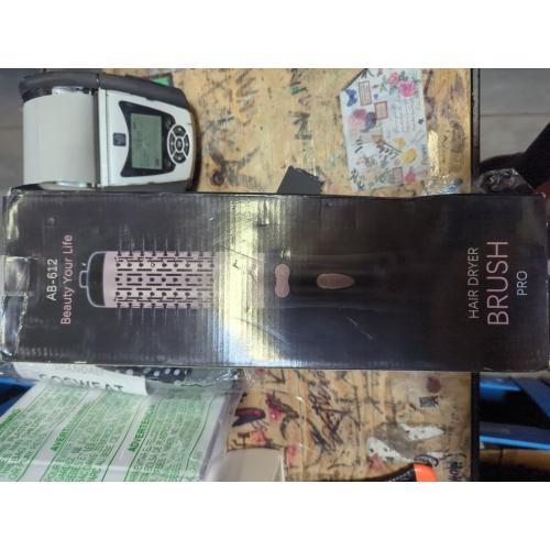 WEEYUM Rotating Blow Dryer Brush with 2 Interchangeable Brushes, 3-in-1 Hot Air Spin Brush Set for Hair Volumizing/Drying/Straightening/Curling, Black Rose Gold, Ceramic, 3 Speeds & 3 Heat Settings