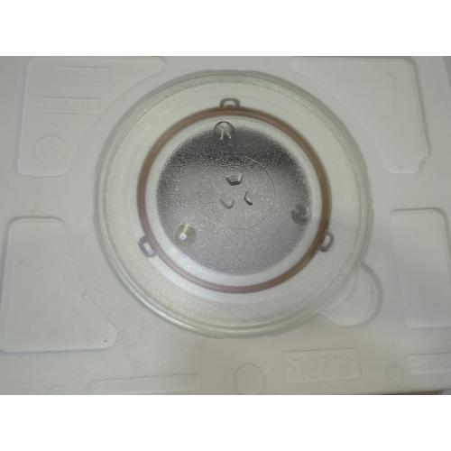 Insignia - 1.1 Cu. Ft. Microwave - Black