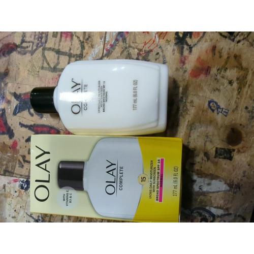 Olay Complete Lotion Moisturizer with Sunscreen - SPF 15 - 6 fl oz