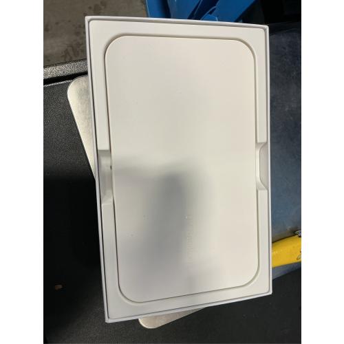Samsung Electronics Qi Wireless Charger UV Sanitizer GP-TOU020SACWU - White