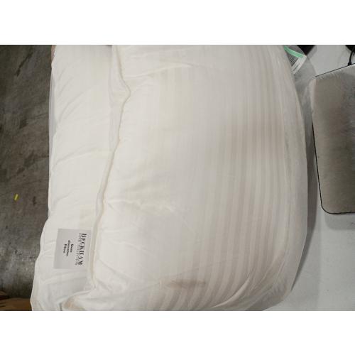 Beckham Hotel Collection Bed Pillows Standard/Queen Size Set of 2 - Original Down Alternative Pillow for Sleeping - Bedding for Back, Stomach or Side Sleepers