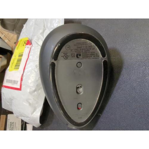 logitech MX Vertical Advanced Ergonomic Mouse