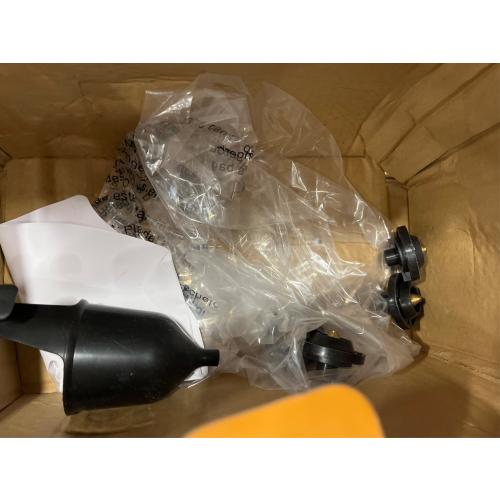 Paint Sprayer, ( missing parts, look at the picture)