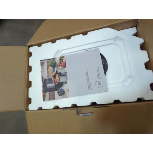 Slim 4-qt. Touchscreen Air Fryer by bella PRO