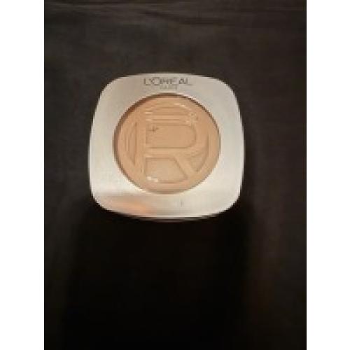 L'Oreal Paris True Match Hyaluron Tinted Balm Foundation, Non-Comedogenic Skincare Foundation - 7 Tan - 0.28oz